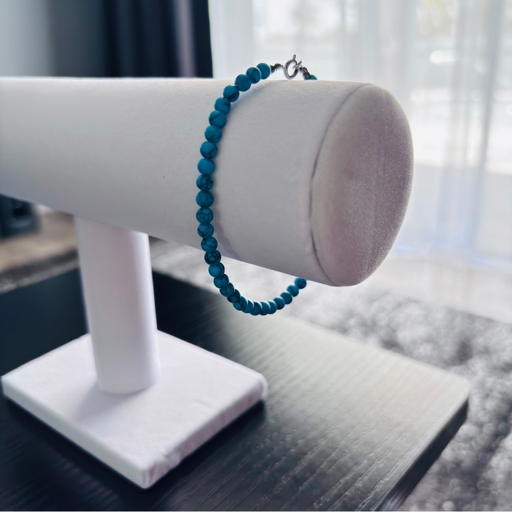 Turquoise Blue Beaded Bracelet 7.5” Southwestern Boho